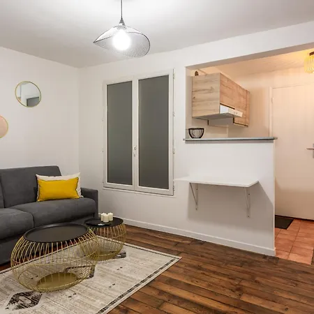 The Heart Of The Marais Apartment