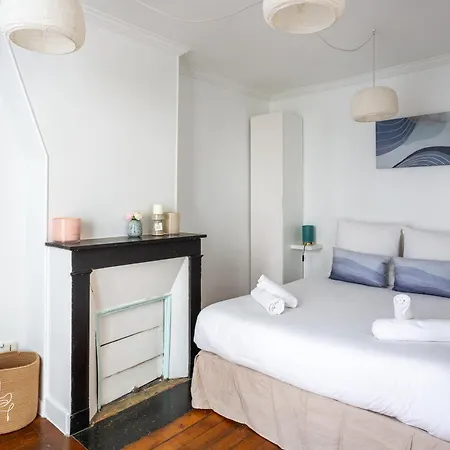 The Heart Of The Marais Apartment *
